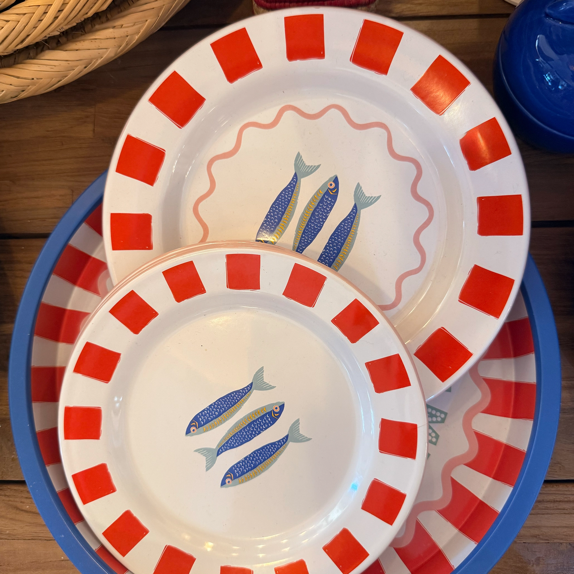 Vaisselle motifs sardines TALKING TABLES
